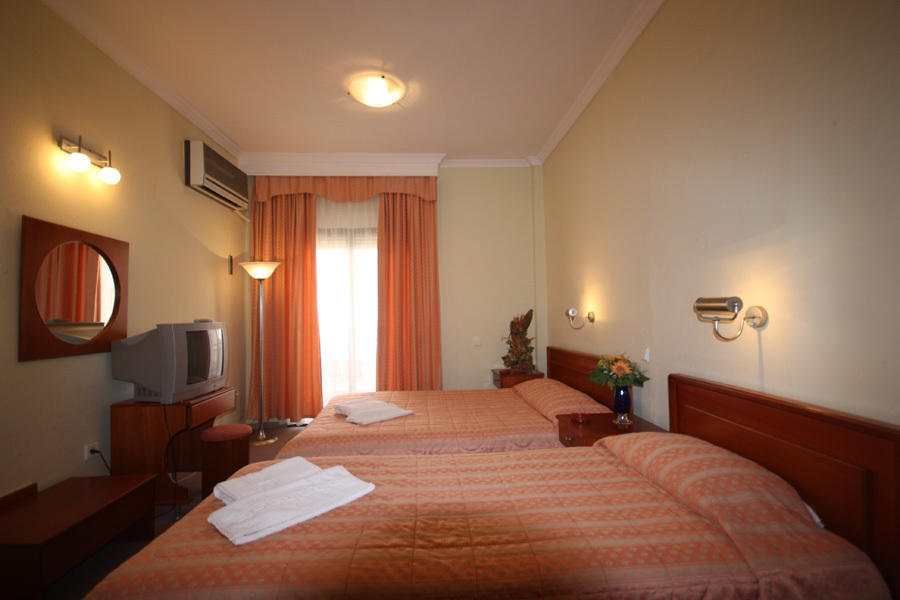 Cavo D' Oro Hotel Nea Moudania Room photo